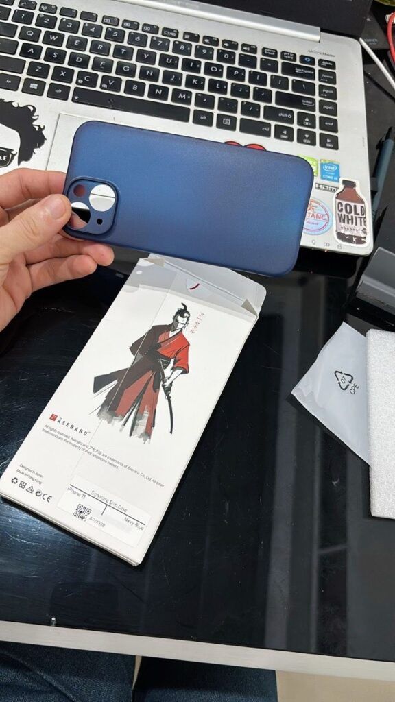 Iphone 14 pro max signature slim case Image #1 from kombujia