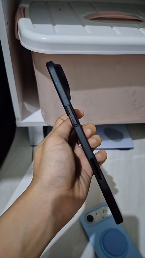 Iphone 14 pro max signature slim case Image #2 from raindezvouz
