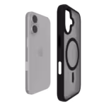 Casing Āsenaru Matte Hybrid MagSafe, dilengkapi dengan bantalan TPU hitam matte dan bagian belakang transparan abu-abu, dirancang untuk ketahanan dan perlindungan penuh perangkat, kompatibel dengan aksesori MagSafe.